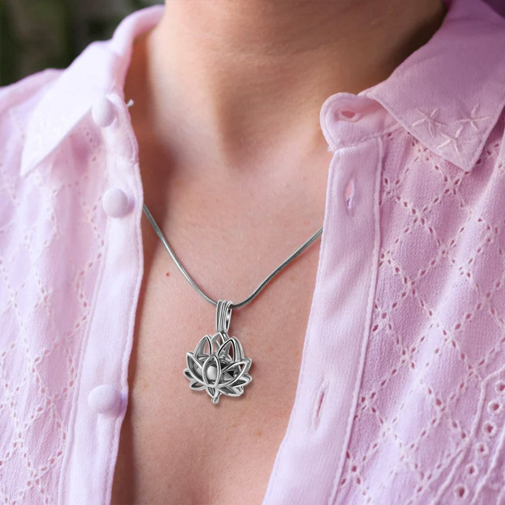 Personalized Lotus Flower Ashes Pendant Necklace with Mini Keepsake Urn, Memorial Cremation Jewelry, Memory Gift for Beloved/Pet Loss