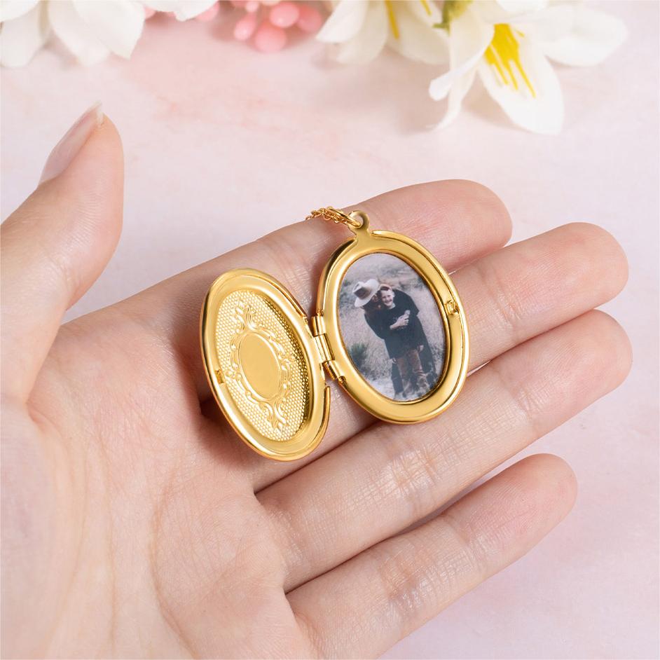 Personalized Birth Flower Oval Locket Necklace with Photo, Custom Picture Oval Necklace, Birthday/Anniversary/Mother's Day Gift for Mom/Her/Family