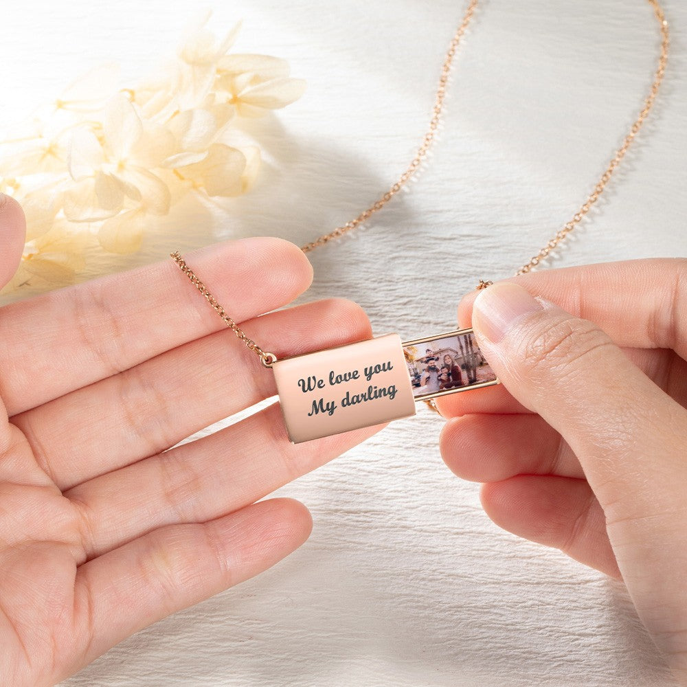 Custom Engraved Photo Locket Necklace, Picture Holder Locket Necklace, Memorial Gift, Birthday/Valentine's Day/Anniversary Gift for Mom/Her/Family