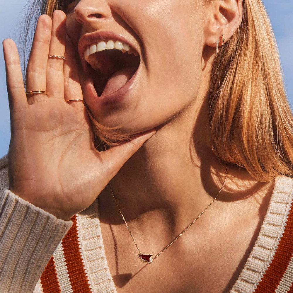 Gold Cheer Megaphone Pendant Necklace, Stylish Gift for Team Spirit and Sports Lover