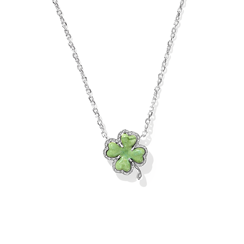 Lucky Clover Pendant Necklace in Gold, Dainty Minimalist Jewelry Gift for Women