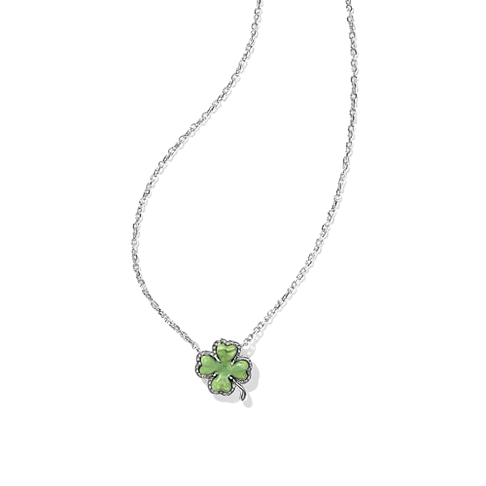 Lucky Clover Pendant Necklace in Gold, Dainty Minimalist Jewelry Gift for Women