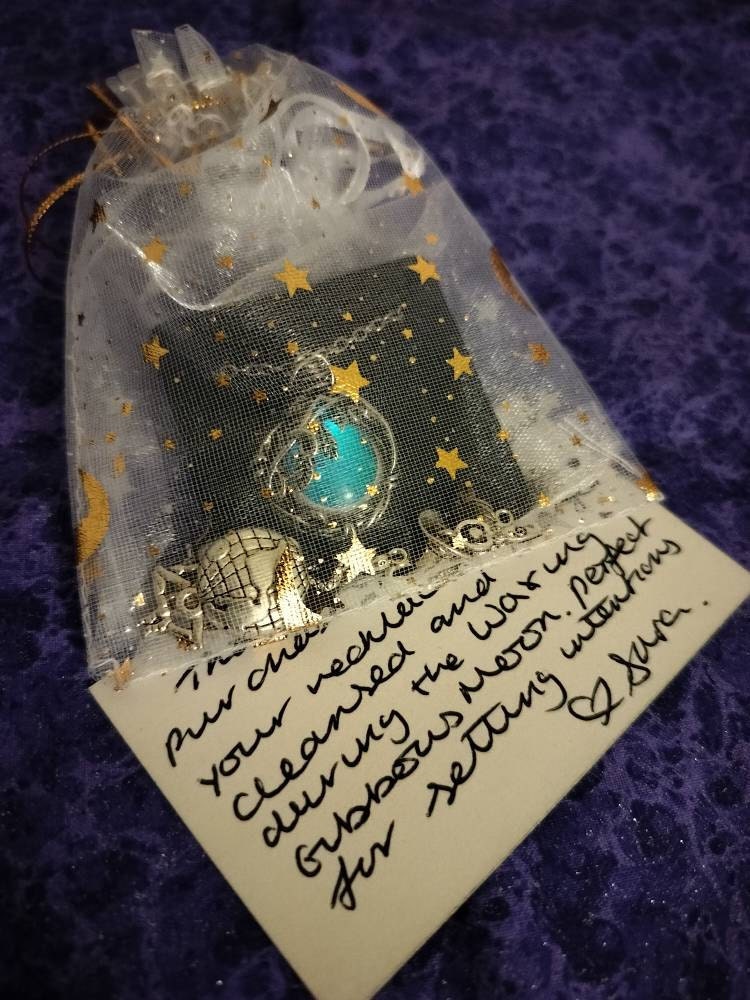 Witch’s Mirror Necklace | Hexenspiegel Protection Amulet From Dark Arts | Wiccan Amulet | Alter Tool