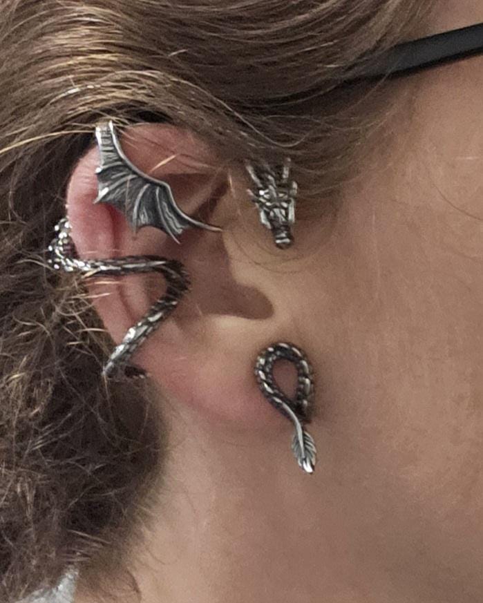 NO PIERCING Dragon cuff with large wing in Gold Dragon earrings, Dragon ear cuff, Black Dragon, Dragon ear wrap