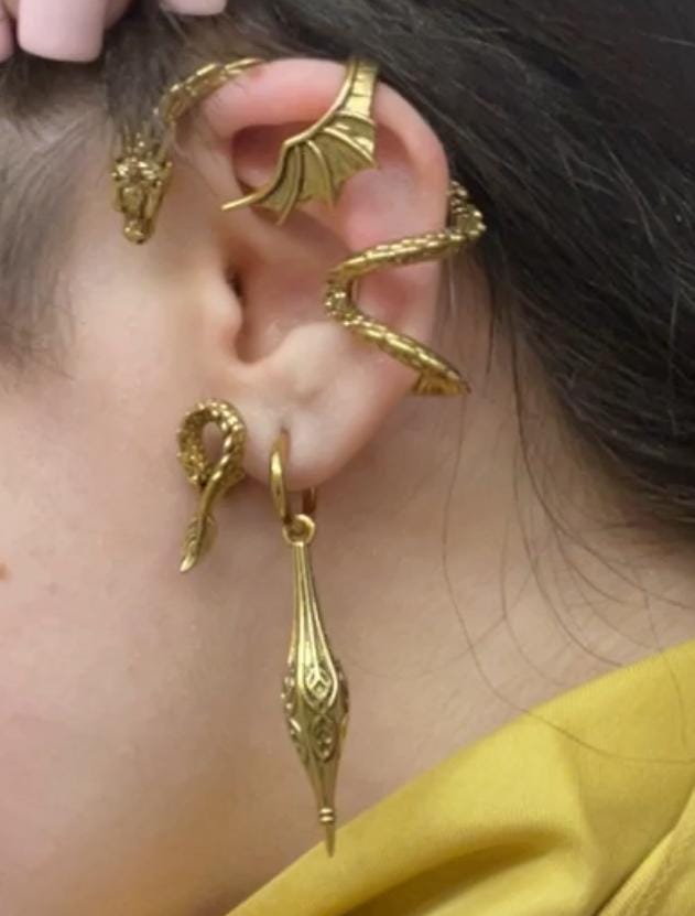 NO PIERCING Dragon cuff with large wing in Gold Dragon earrings, Dragon ear cuff, Black Dragon, Dragon ear wrap