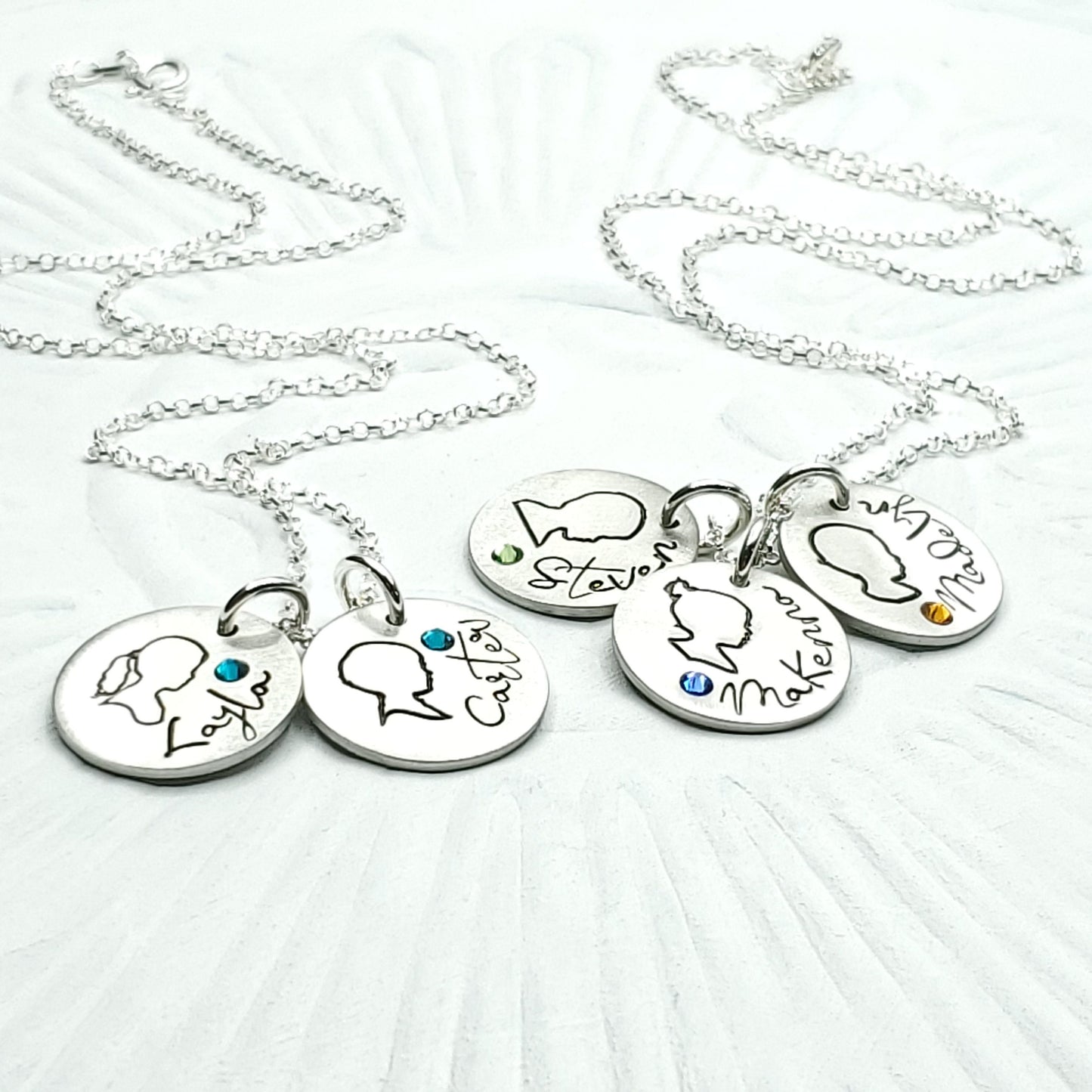 Birthstone Mothers Necklace, Personalized Silhouette and Name Charm Necklace, Gift for Mom, Gift for Grandma