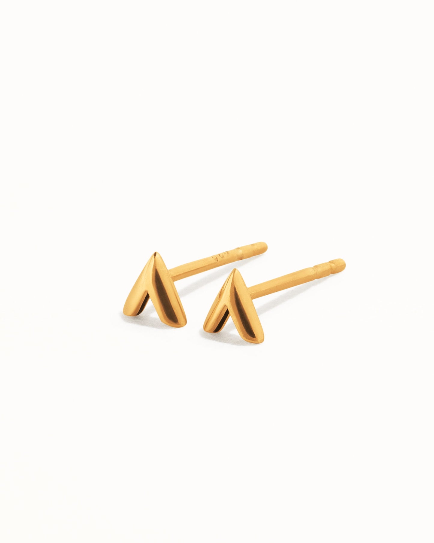 Triangle Arrow Arrowhead Stud Earrings Silver & Gold Minimalist Geometric Earrings Dainty Tiny Stud Earrings - CST015