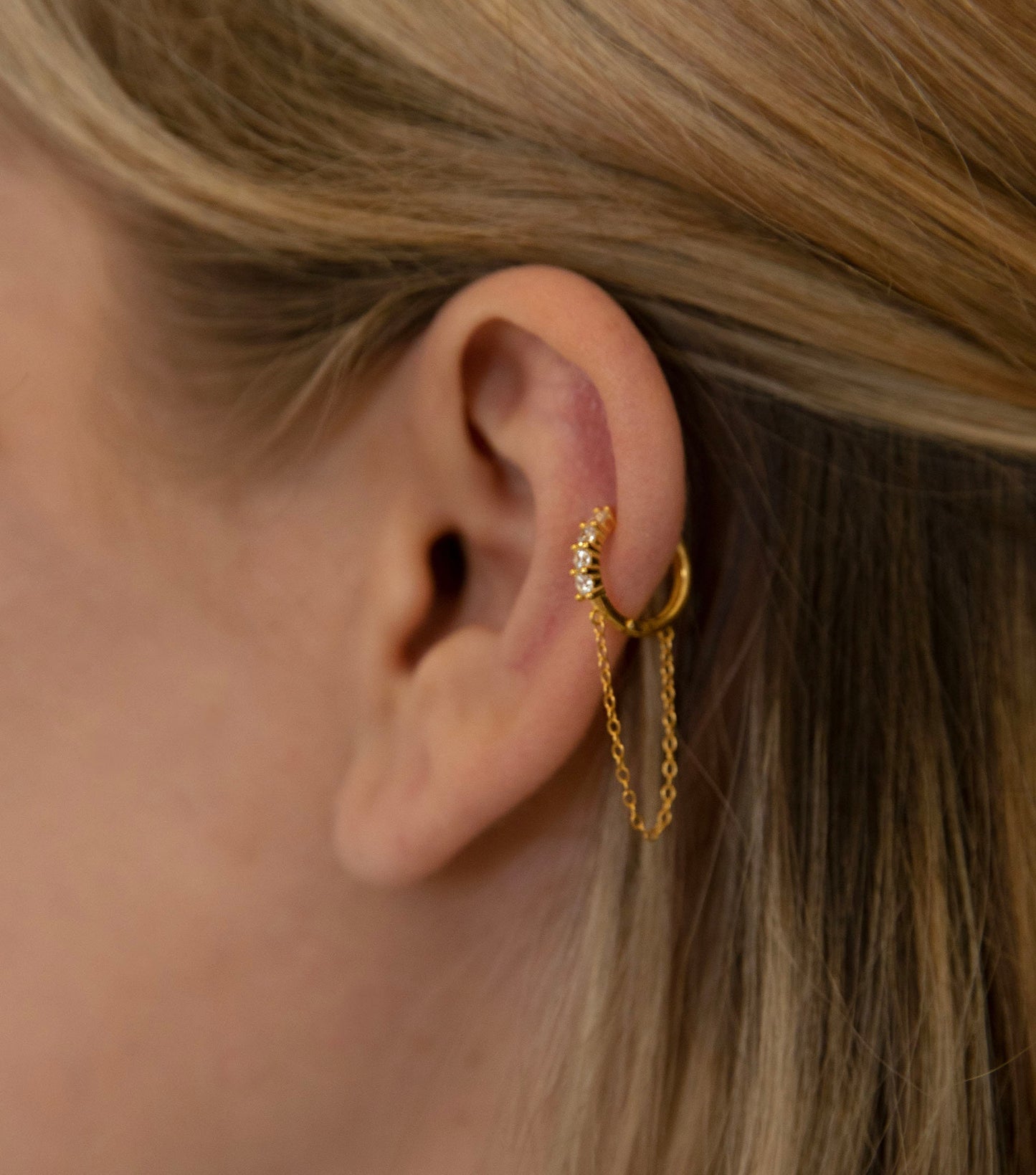 Chain hoop earrings - Cz huggie hoop - Hoop earring with chain - Chain hoop -Hoop earring - Chain earrings -Silver hoop - huggie hoop