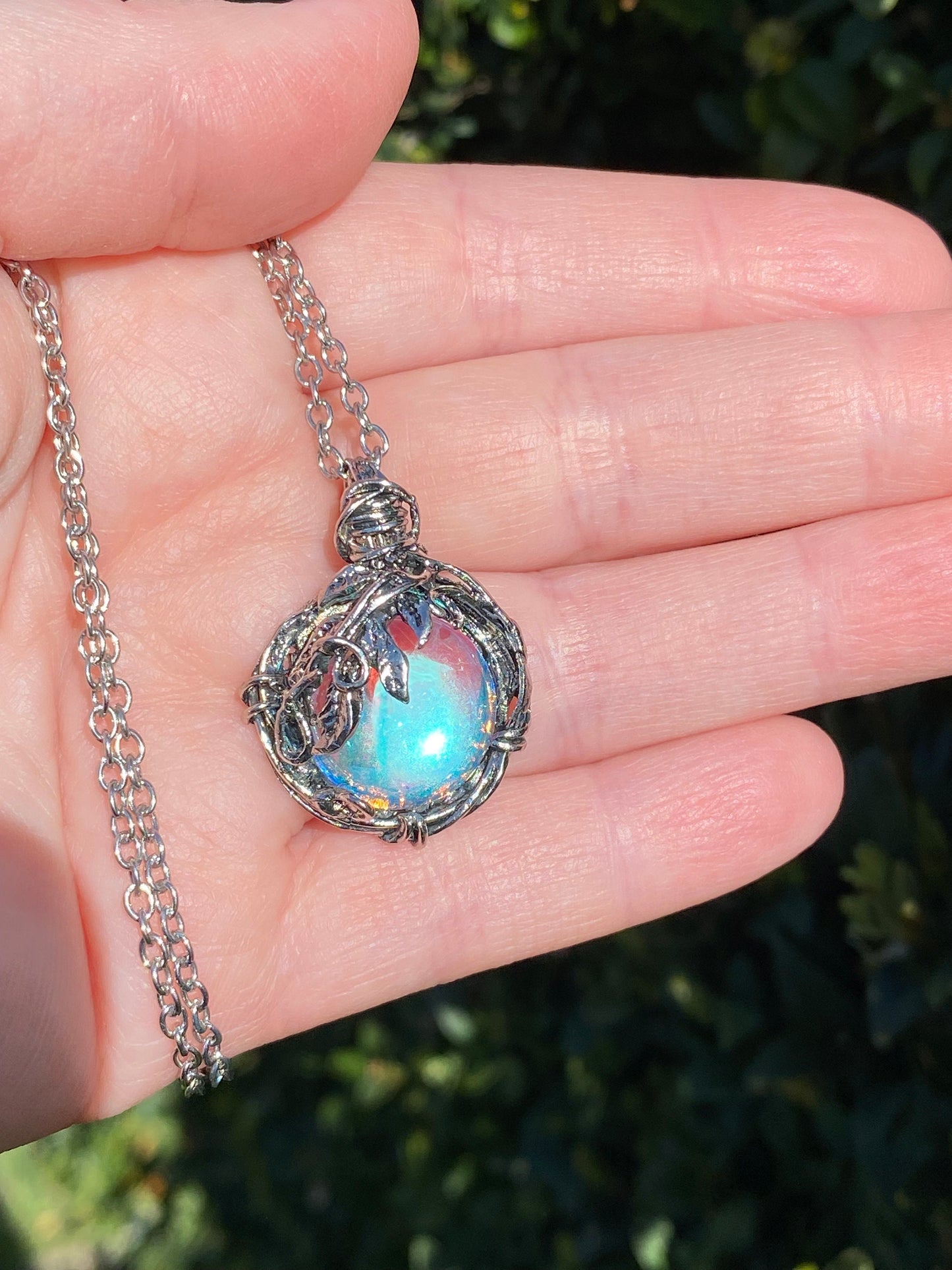 Witch’s Mirror Necklace | Hexenspiegel Protection Amulet From Dark Arts | Wiccan Amulet | Alter Tool