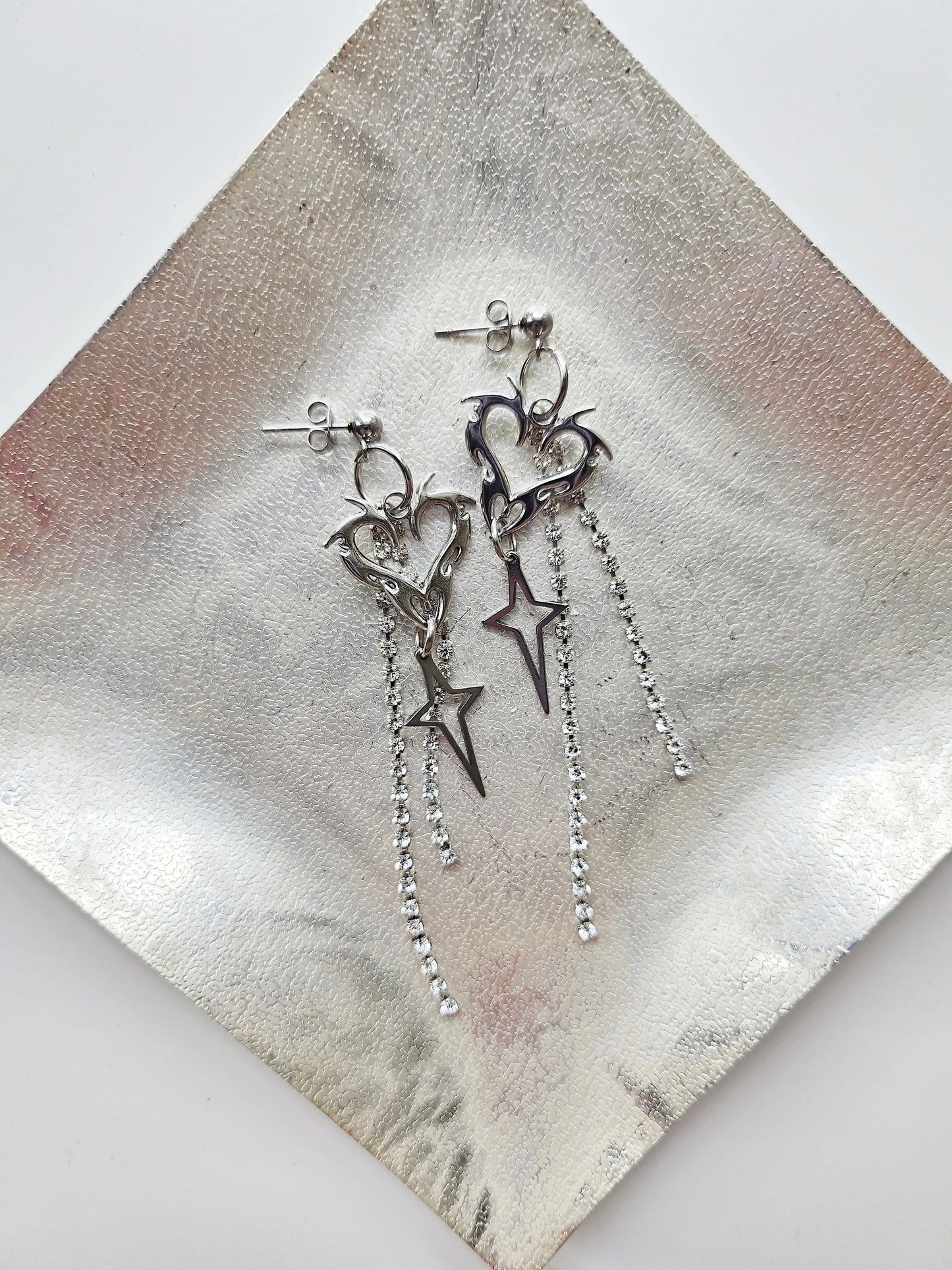 Angel Earrings | Alt Jewelry | Soft Grunge | Y2K Style | Silver Drop Earring | Gift for Girlfriend | 90s Style | Kpop Earrings