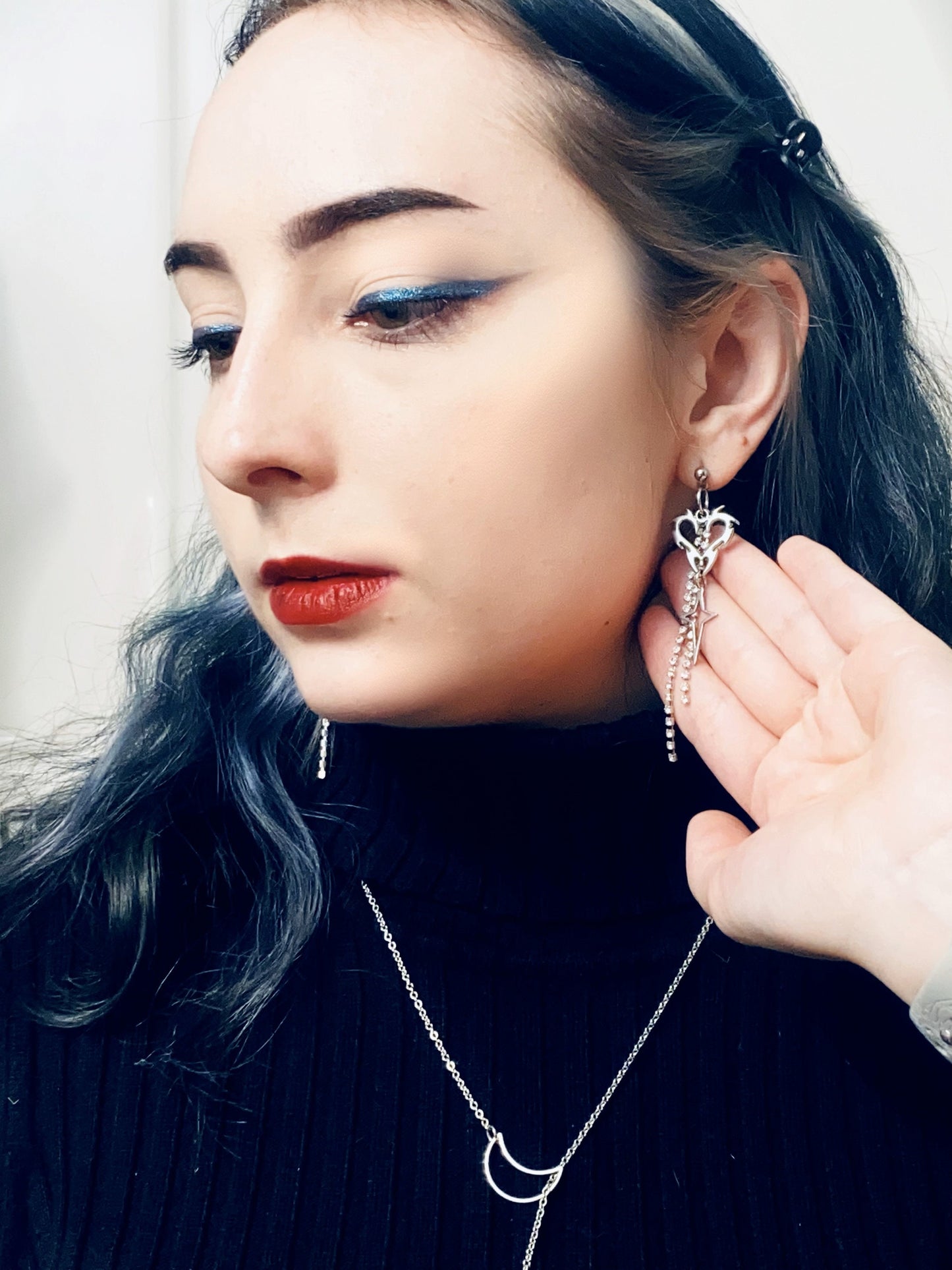 Angel Earrings | Alt Jewelry | Soft Grunge | Y2K Style | Silver Drop Earring | Gift for Girlfriend | 90s Style | Kpop Earrings