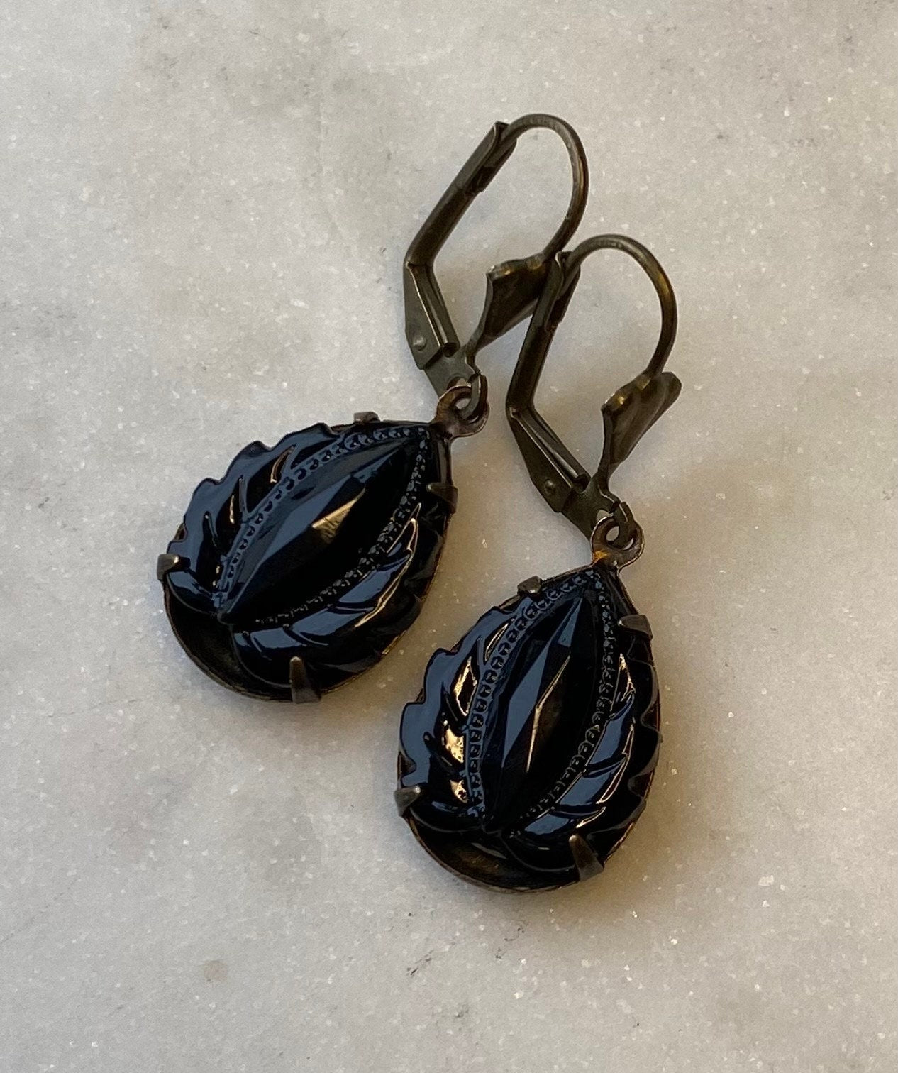 Vintage West German Jet Black Onyx Leaf 18 x 13 mm Faceted Glass Earrings