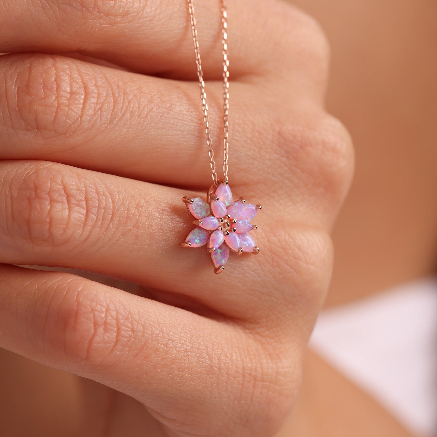 Opal Flower Necklace,Dainty Opal Necklace, Opal Flower Necklace ,White Opal Necklace Gold,Mothers Day Gift, Briedsmaid Necklace,Gift for her