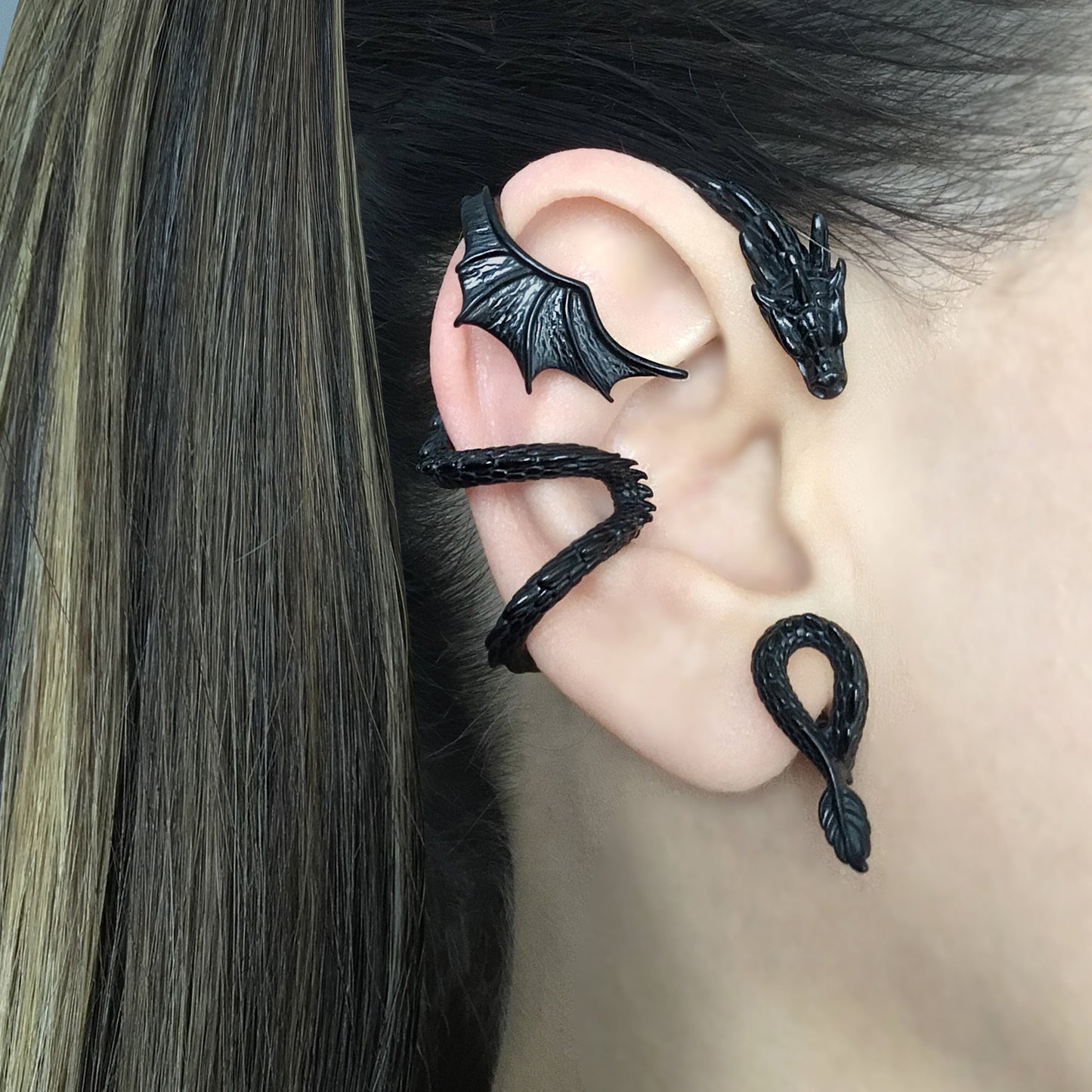 NO PIERCING Dragon cuff with large wing in Gold Dragon earrings, Dragon ear cuff, Black Dragon, Dragon ear wrap
