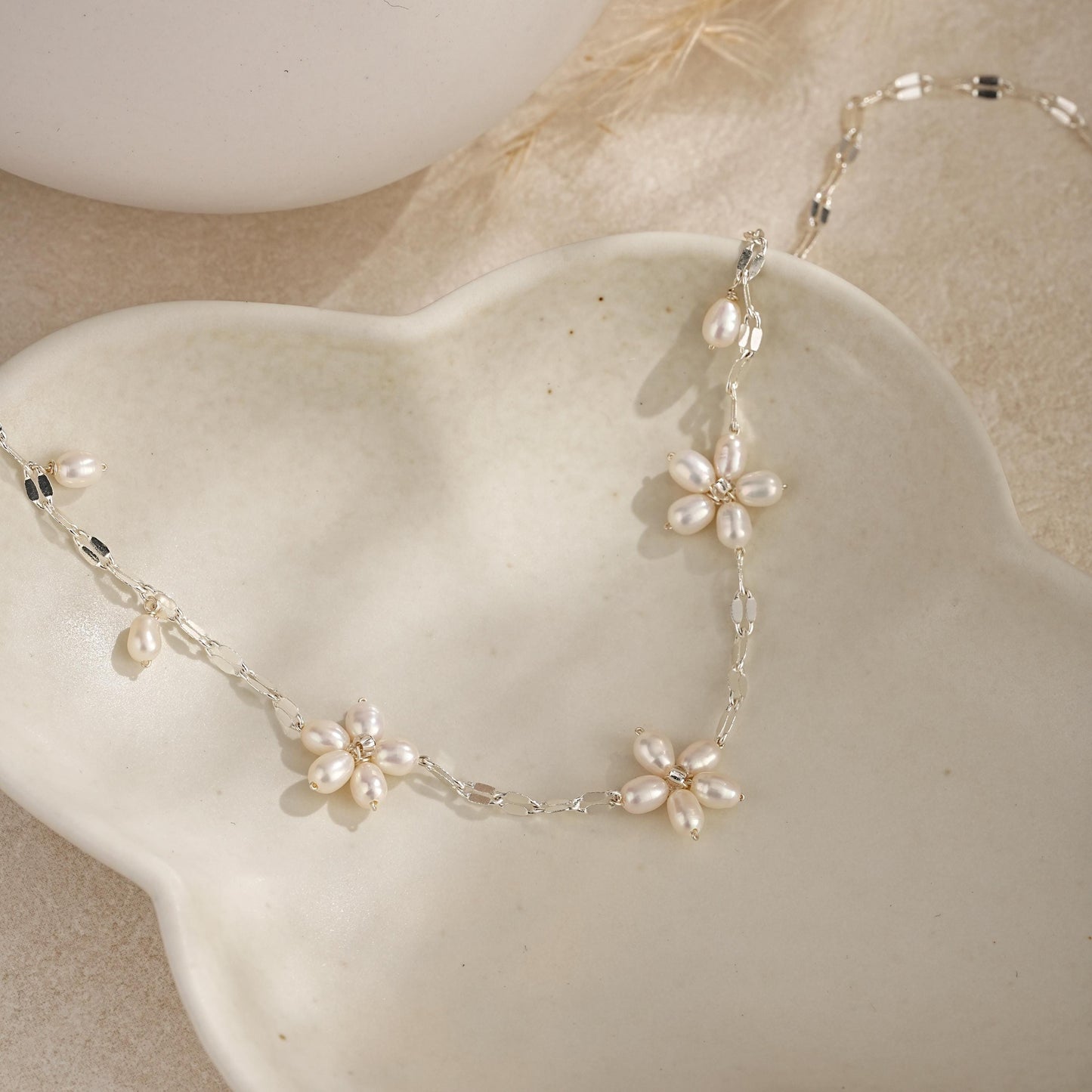 Freshwater Pearl Earrings,Dainty Flower Hoop Earrings,Daisy Pearl Earrings,Pearl Bracelet,Bridal Earrings,Wedding Earrings,Pearl Jewelry Set