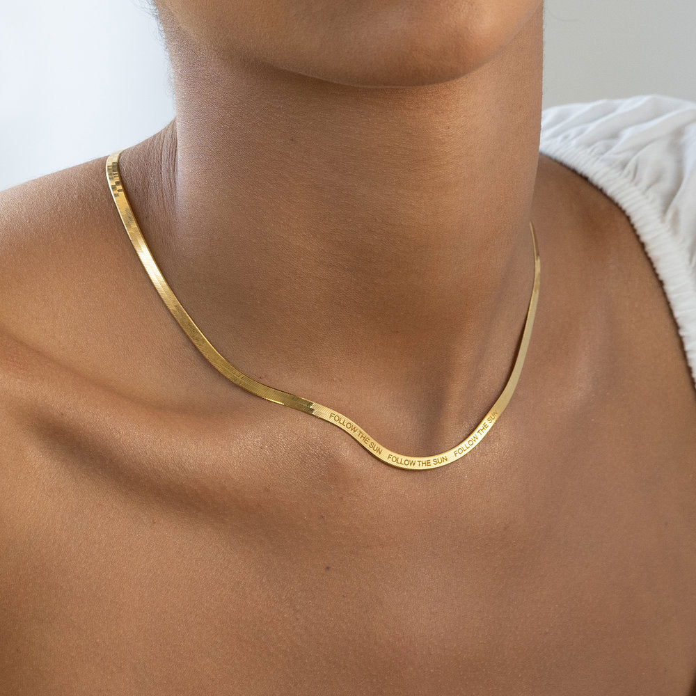 HERRINGBONE ENGRAVED SLIM CHAIN NECKLACE