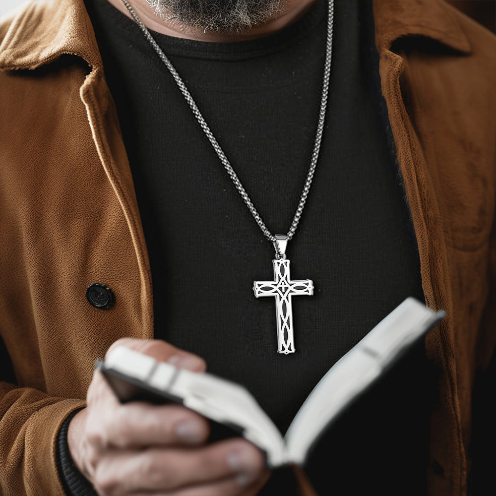 Custom Family Name Cross Necklace for Men – Personalized Christian Pendant, Unique Gift for Dad, Husband or Son