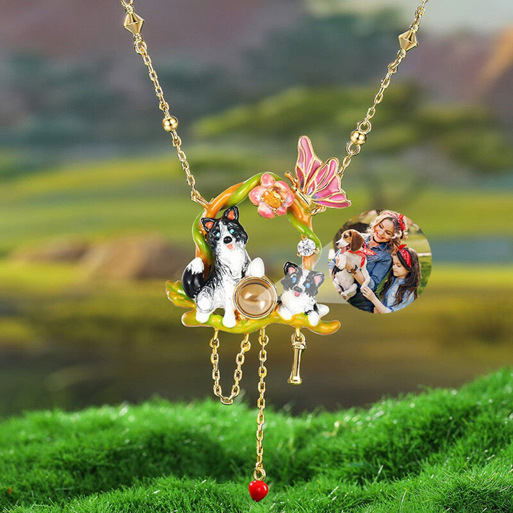 Personalized Border Collie Necklace with Photo Projection – Enamel Dog Pendant, Custom Pet Memorial Gift for Dog Lovers