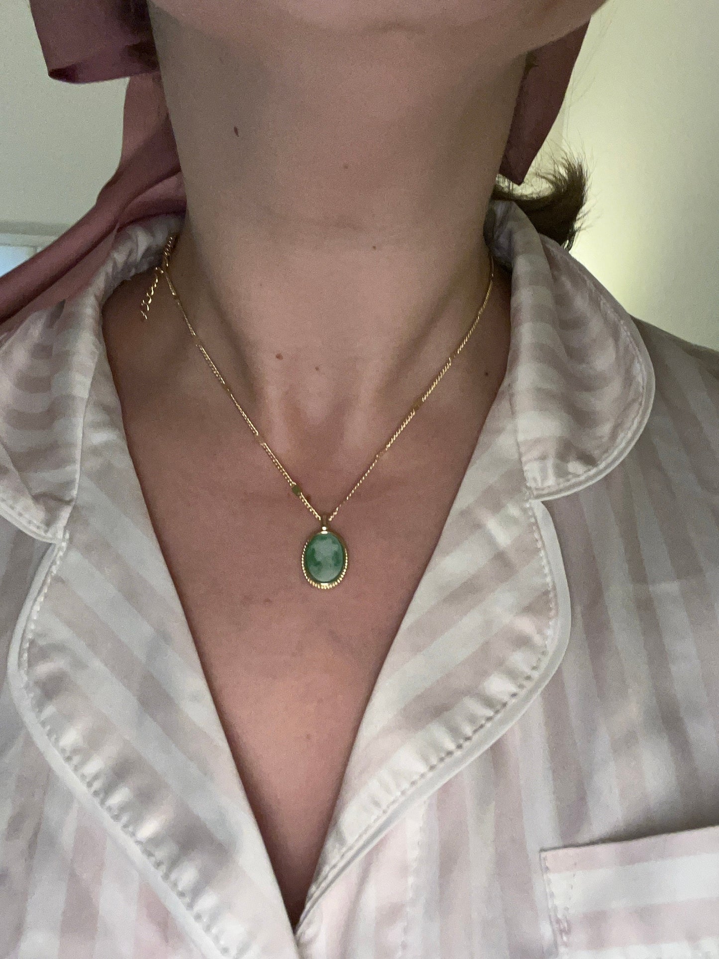 Cameo Necklace, Gold Necklace, Agate Necklace, Vintage jewelry, Cameo Pendant, Vintage Necklace, Vintage jewelry, Victorian necklace Gift