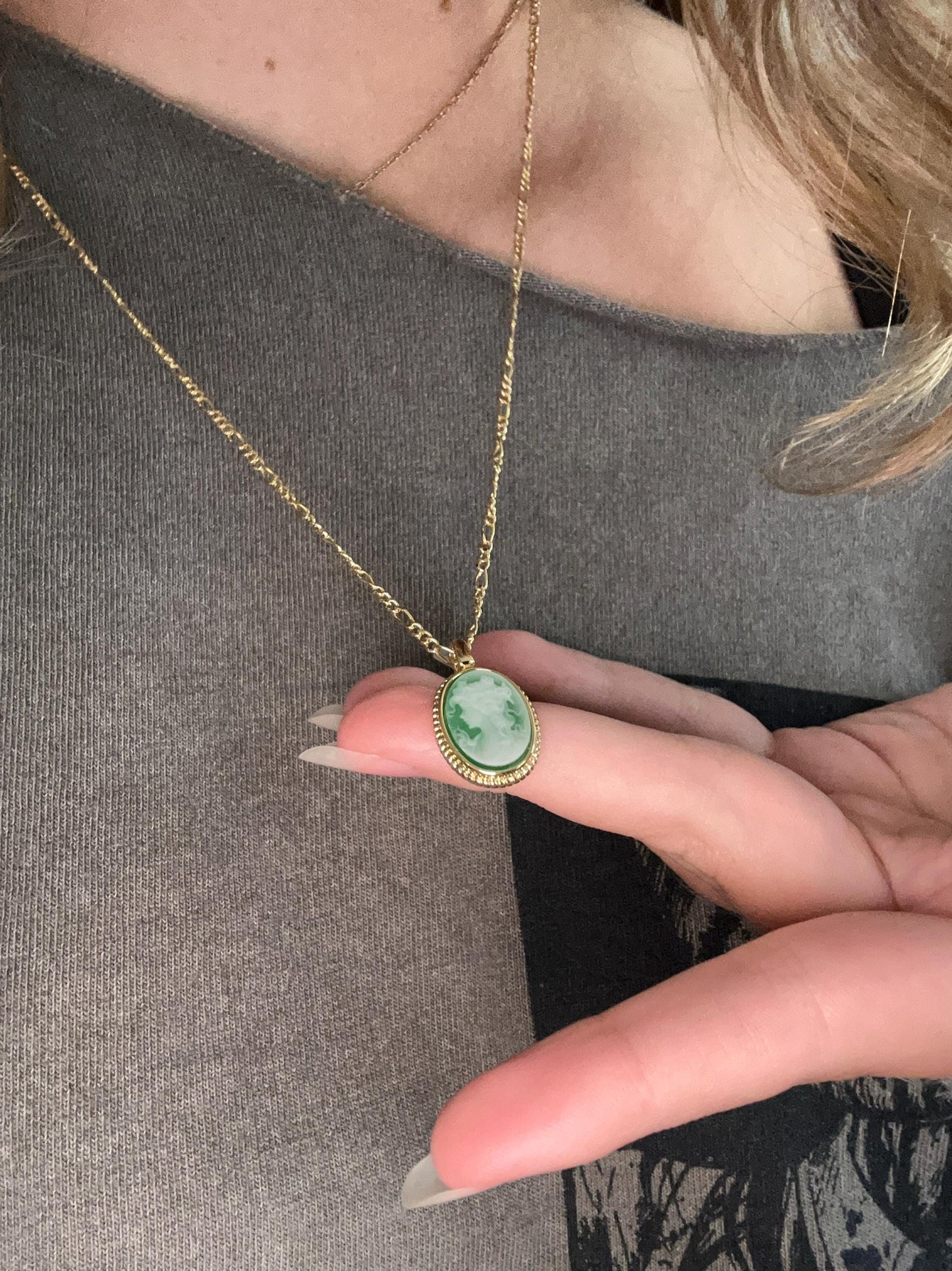 Cameo Necklace, Gold Necklace, Agate Necklace, Vintage jewelry, Cameo Pendant, Vintage Necklace, Vintage jewelry, Victorian necklace Gift