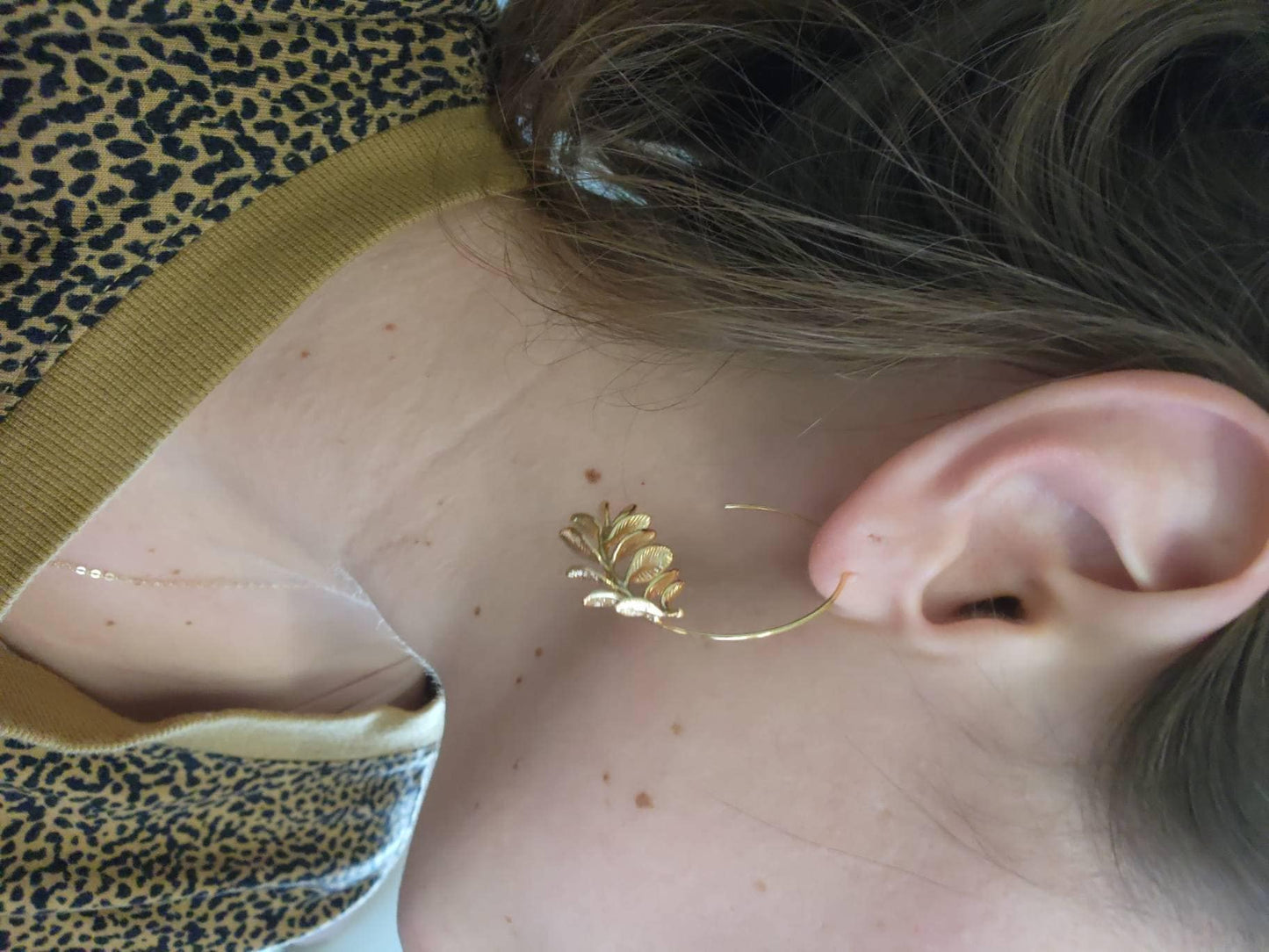 Rosemary Leaf Hoop Earrings, Gold Silver Leaf Hoop Earrings, Realistic Twig Branch Earrings, Gift for Best Friend, 30th Birthday Gift