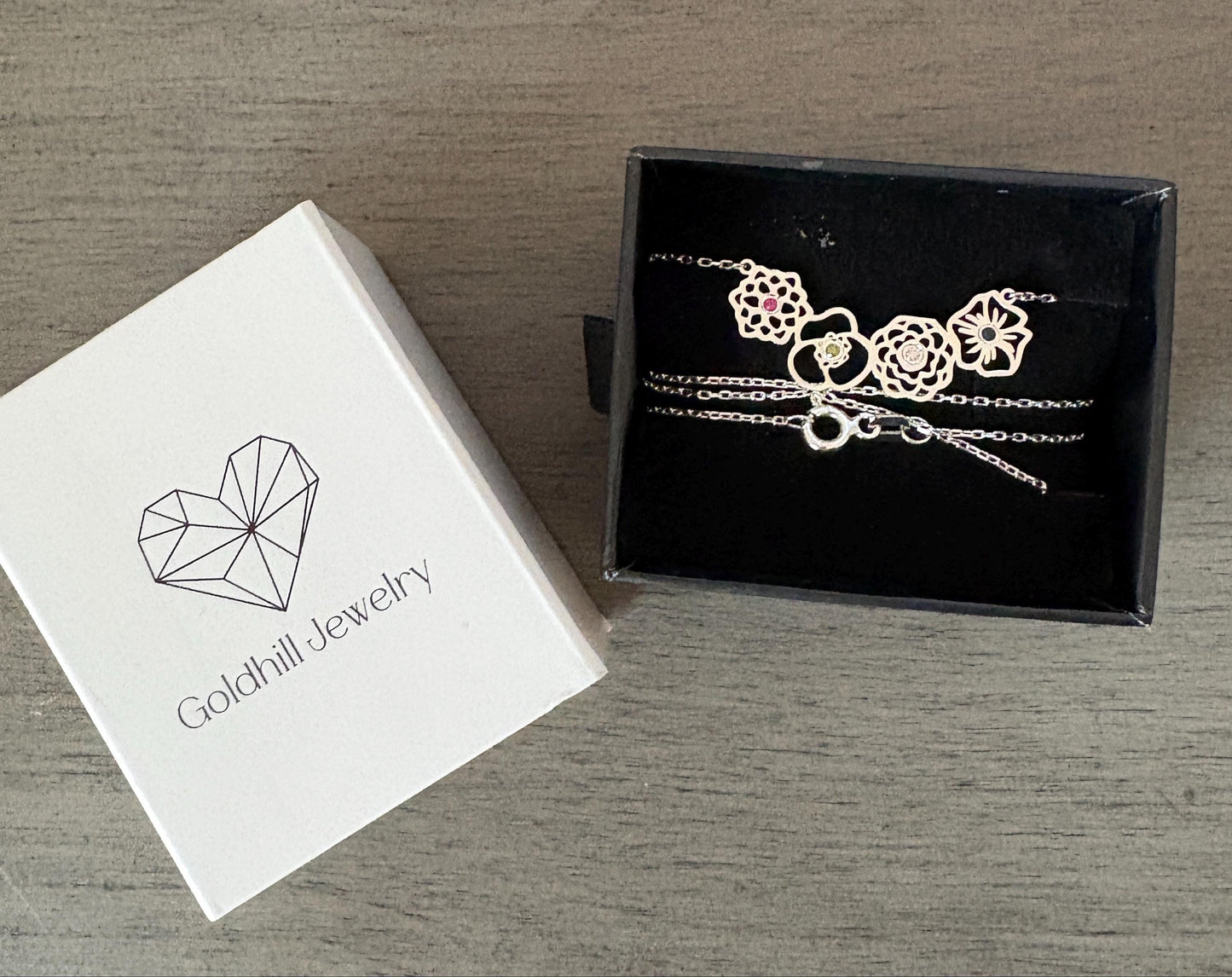 Dainty Birthflower necklace , Personalized Christmas Gift, Birthflower Necklace with Birthstone, Family necklace, Mothers day gift