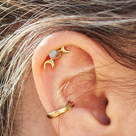 Hecate Symbol Earring • Goddess of Witchcraft and Magic Jewelry • Twin Moons Helix Earring  • Moonstone Cartilage Silver Piercing - CRT004