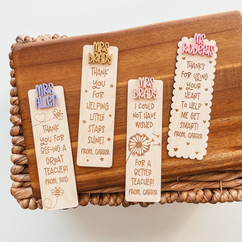Custom Teacher Name Bookmark, Personalized Teacher Bookmark, Engraved Wood Bookmark, Teacher Appreciation Gift, Bookmark for Teacher
