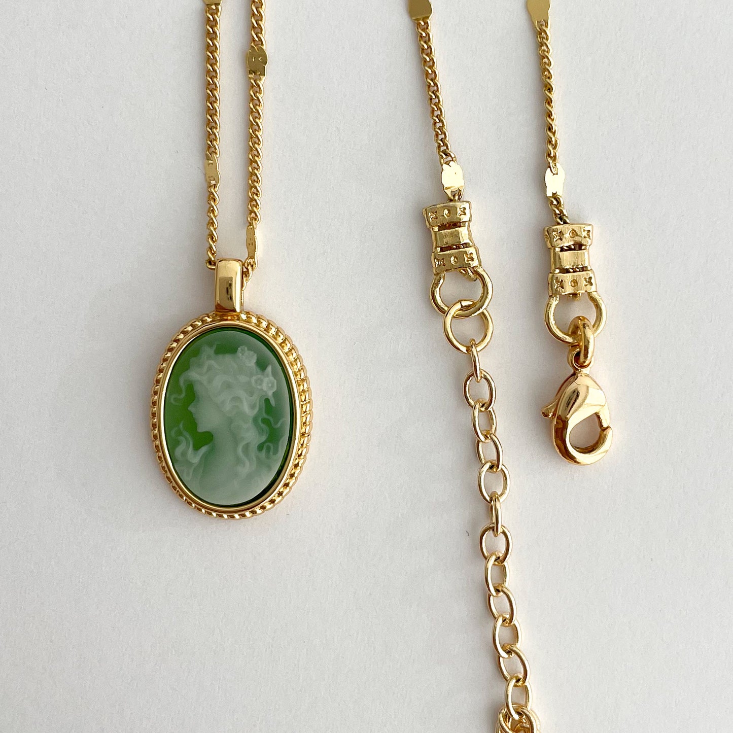 Cameo Necklace, Gold Necklace, Agate Necklace, Vintage jewelry, Cameo Pendant, Vintage Necklace, Vintage jewelry, Victorian necklace Gift
