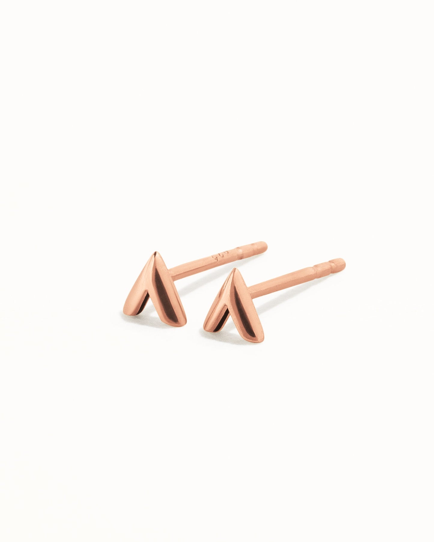 Triangle Arrow Arrowhead Stud Earrings Silver & Gold Minimalist Geometric Earrings Dainty Tiny Stud Earrings - CST015