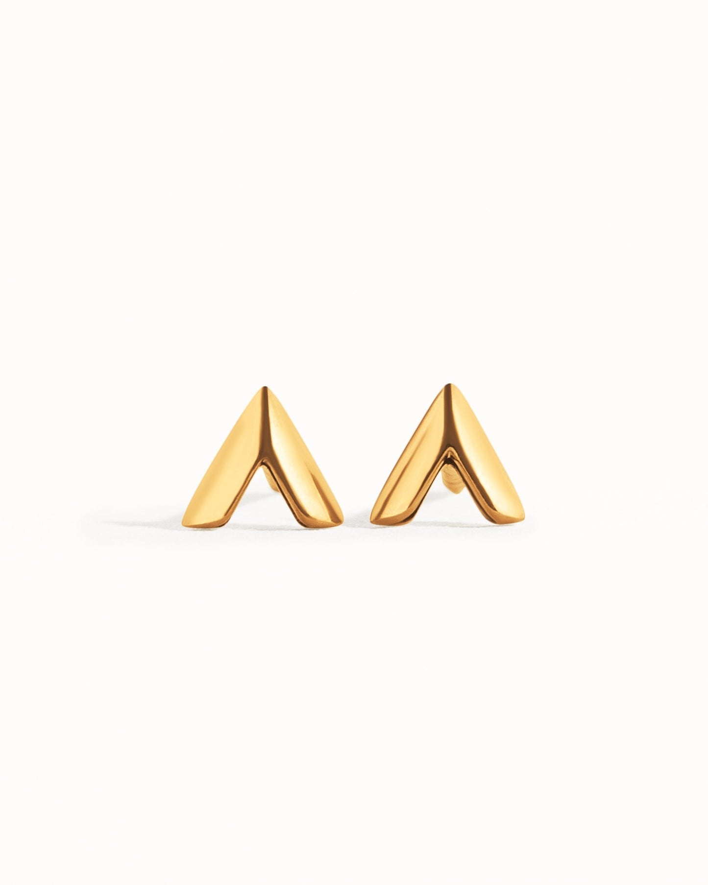 Triangle Arrow Arrowhead Stud Earrings Silver & Gold Minimalist Geometric Earrings Dainty Tiny Stud Earrings - CST015