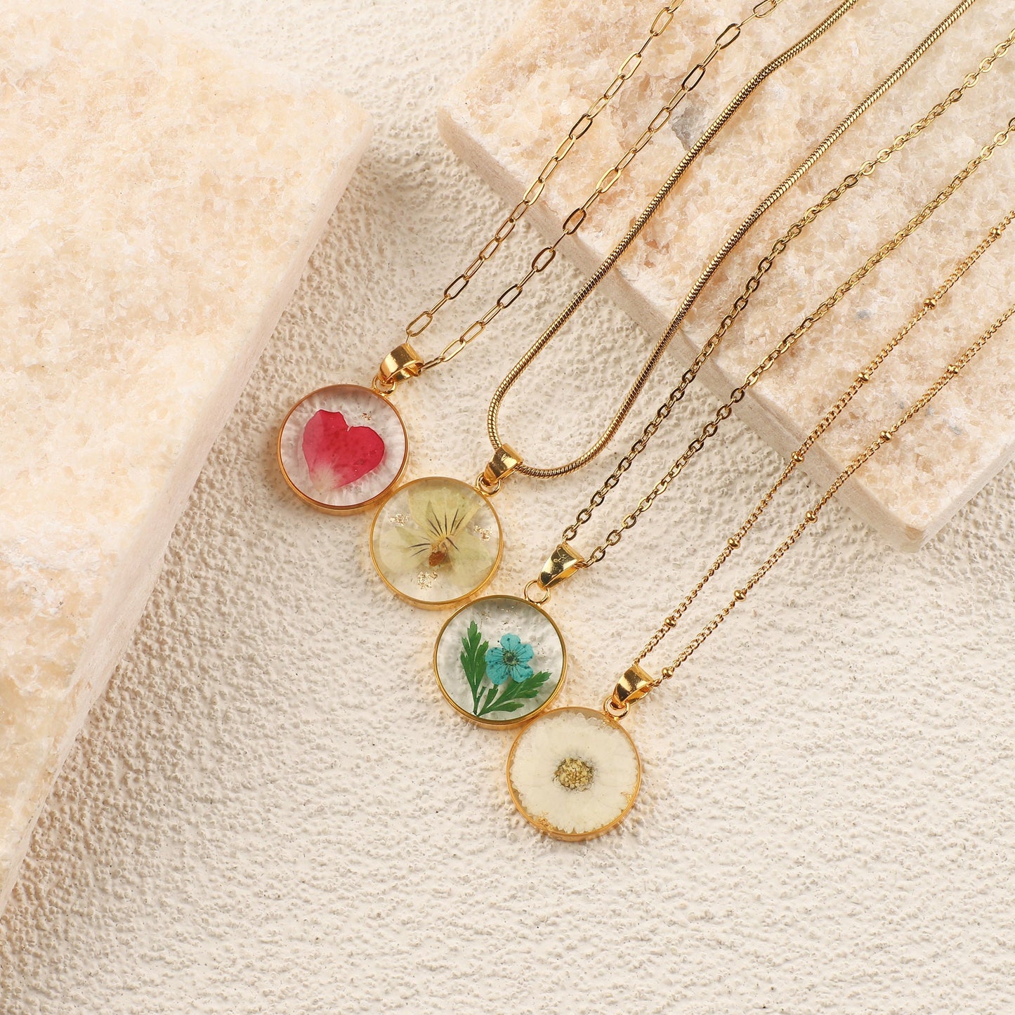 Birth Month Flower Necklace for Women, Personalized Birth Flower Necklace, Pressed Floral Necklace, Birthday Gift for Her, Resin Jewelry