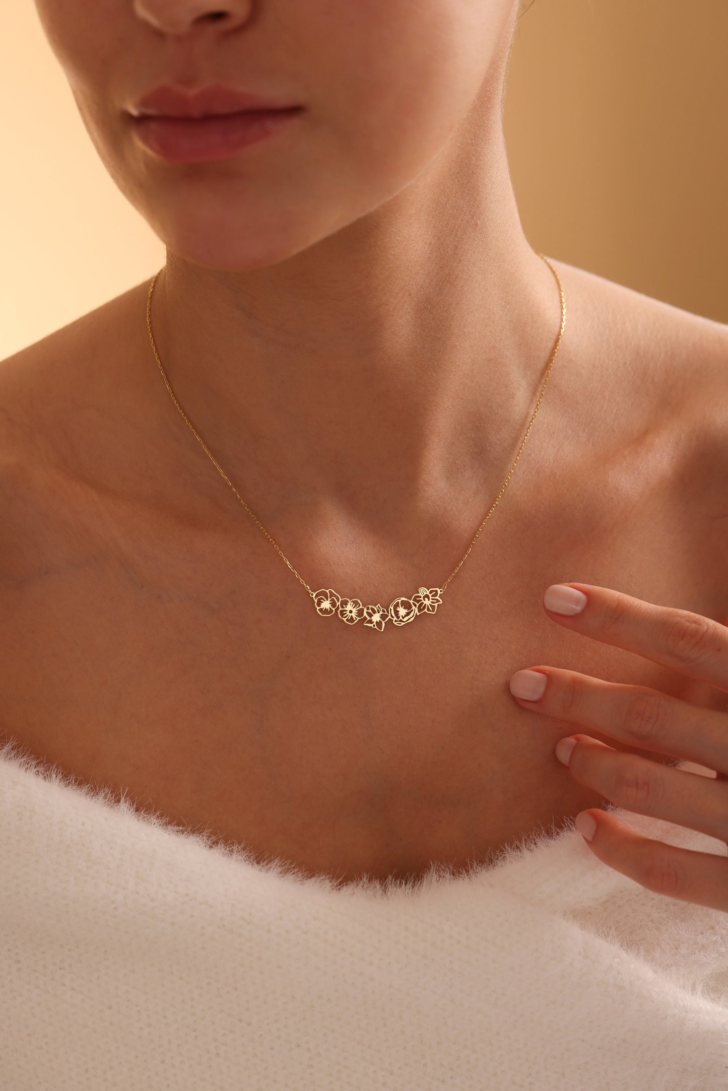Dainty Birth flower Necklace, Gold Birth Flower Bouquet Necklace, Personalized Gift, Birth flower Family Gift, Gift For Her, Birthday Gifts