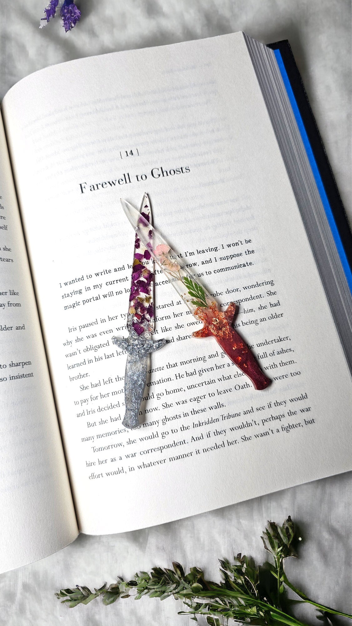 Custom Dagger Bookmark Set - Wedding Party Favors, Book Nook Accessories, Personalize Your Reading Experience
