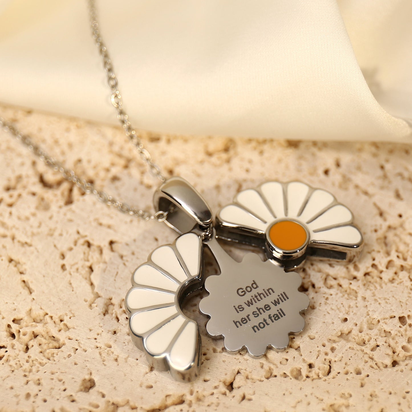 Personalized Hidden Message Daisy Locket Necklace - Customizable Gift for Her， God Mother Gift, tiny mustard seed, Christian Gifts for her
