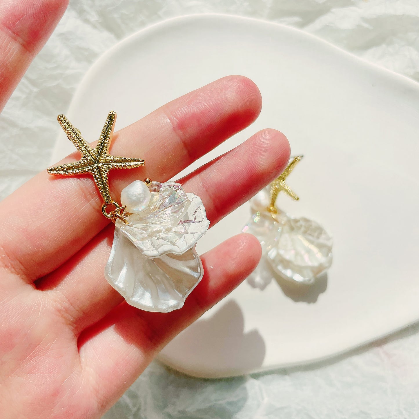 Gold Starfish Earrings/Sea Shell Pearl Dangle Earrings/Starfish With Seashell Earrings/Summer Earrings/Beach and Tropical Gifts