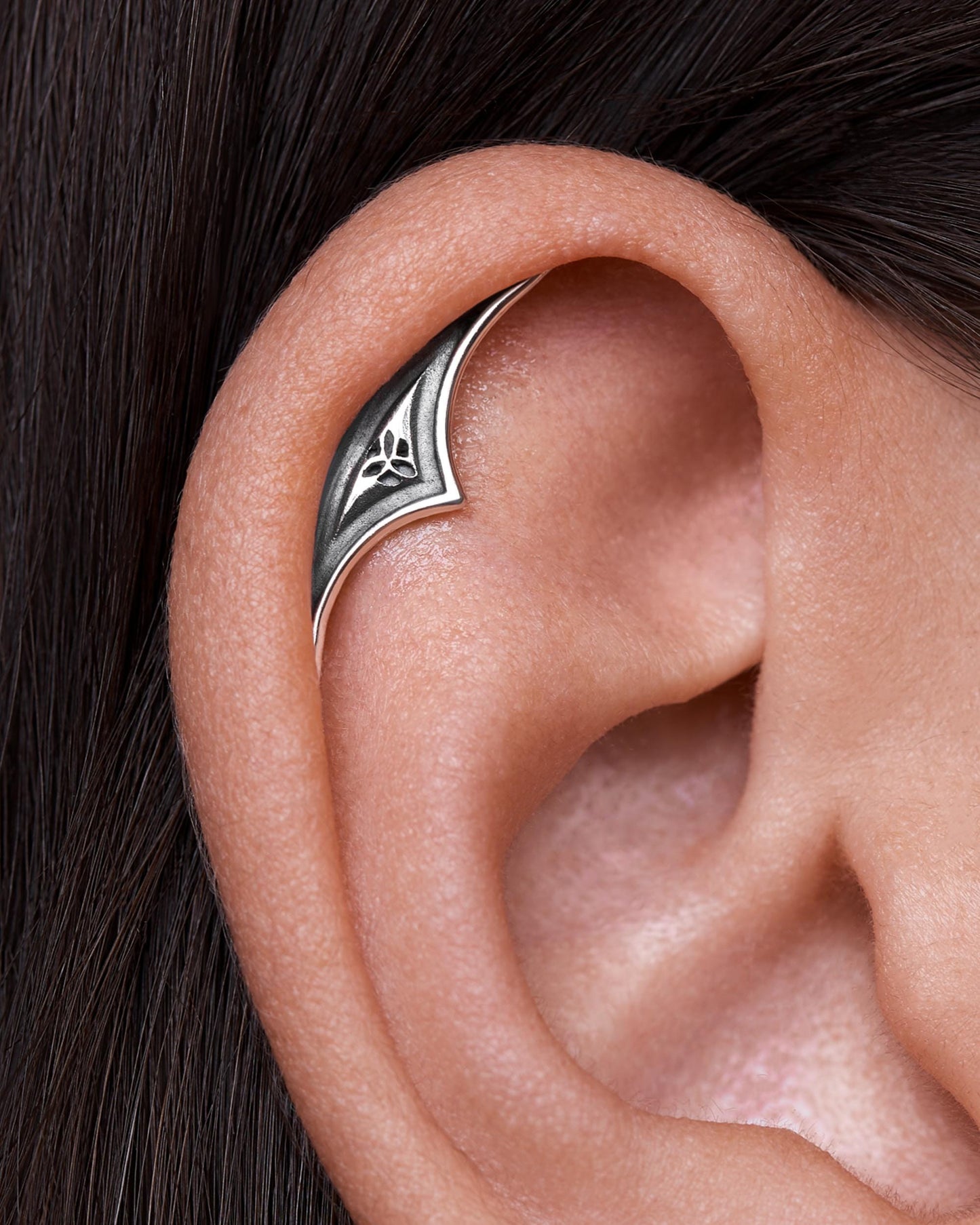 Goth Hidden Helix Earring • Cartilage Helix Piercing 18G 16G •  Dark Silver Jewelry • Gothic Jewelry Punk Tattoo Medieval Earring • CRT021
