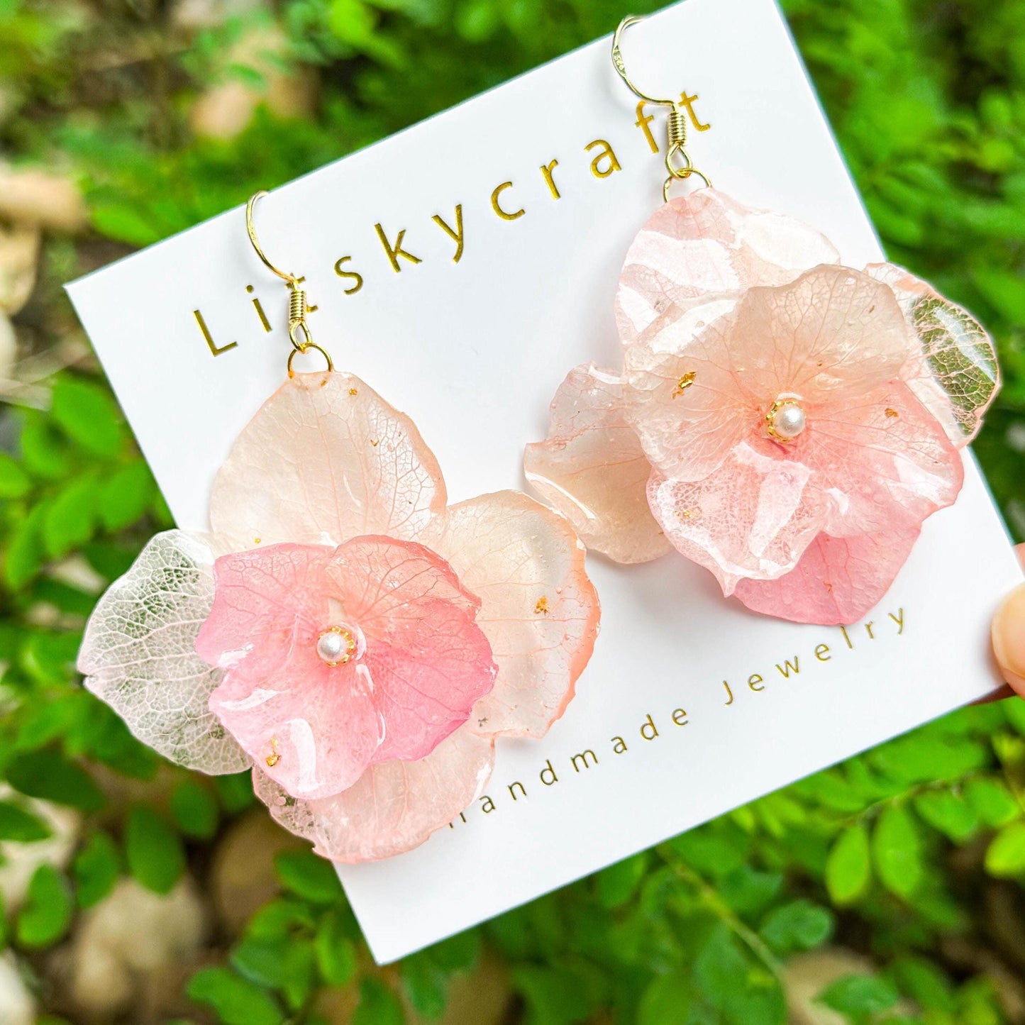 Real Hydrangea Flower Earrings, Handmade Pressed Hydrangea Flower Resin Earrings, Dried Flower Dangle Drop Earrings, Christmas Gift For Her